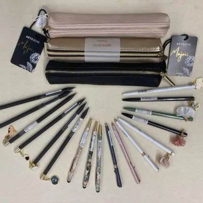 Lápices y estuches